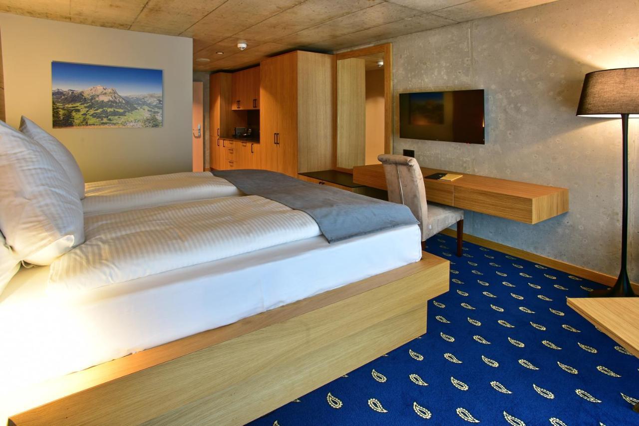 City Hotel Glarnerland Näfels Kültér fotó